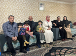Счастливые лица детей: в Хасавюрте продолжается раздача новогодних подарков