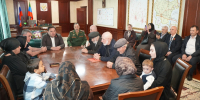 Глава Хасавюртовского района передал семьям, родным и близким погибших военнослужащих в ходе СВО государственные награды - Газета Вести Хасавюртовского района