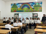 В школе Хасавюрта торжественно открыли «Парты Героев» в честь участников СВО