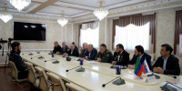 Корголи Корголиев передал орден Мужества сыну погибшего участника СВО Алаудина Хаджиева - Газета Дружба